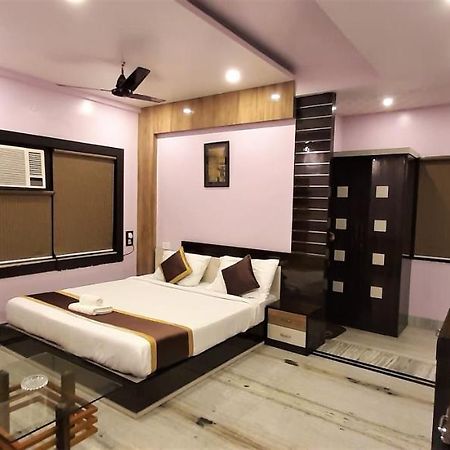Hotel Dora House à Calcutta Extérieur photo