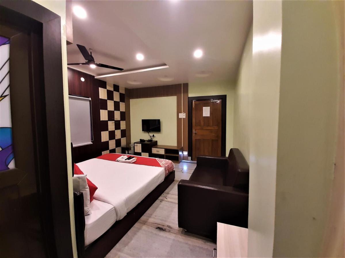 Hotel Dora House à Calcutta Extérieur photo